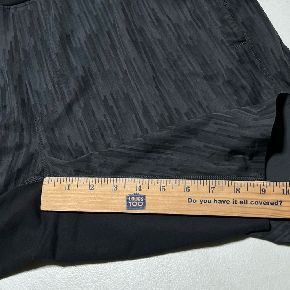 Lululemon Shorts Mens XL Gray Black Workout Athletic Shorts 9" Inseam Unlined - Picture 2 of 6